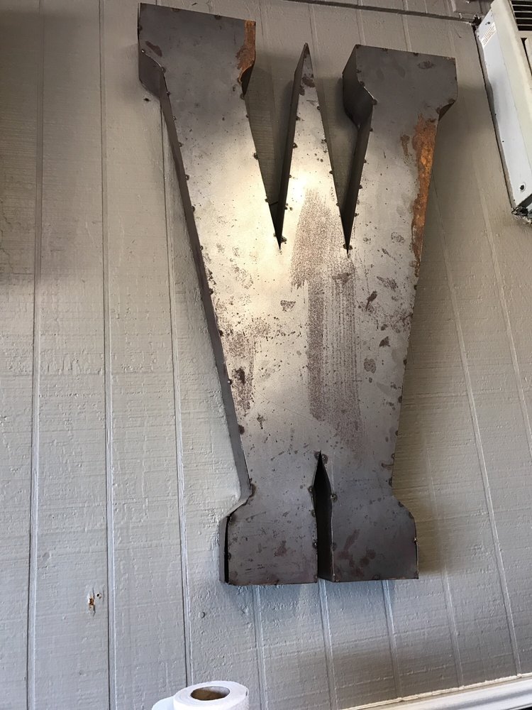 Dubya's Smokehouse Logo