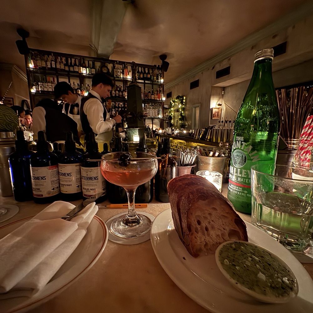 Maison Premiere - Manhattan, bread - Seafood Near Me - Brooklyn, New York Maison Premiere - Manhattan, bread - Seafood Near Me - Brooklyn, New York