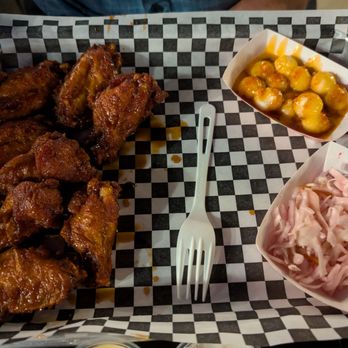 Ten Hut - Chicken wings - Pubs Near Me - Temecula, California