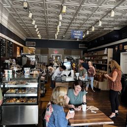 Quaint coffee shops do exist...in Summerville! Yay! Quaint coffee shops do exist...in Summerville! Yay!
