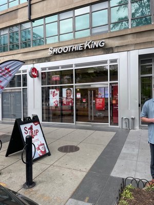 Smoothie King by null