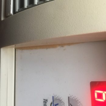 Grand Northern Inn - Dirty a/c panel. - Hotels Near Me - Hinckley, Minnesota