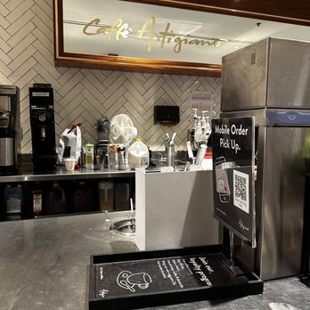 Artigiano- Kerrisdale - Signage - Coffee & Tea Near Me - Vancouver, British Columbia