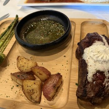 Sabor & Sazon - Wagyu Picanha steak  - potatoes and veggies - Italian Near Me - Paso Robles, California