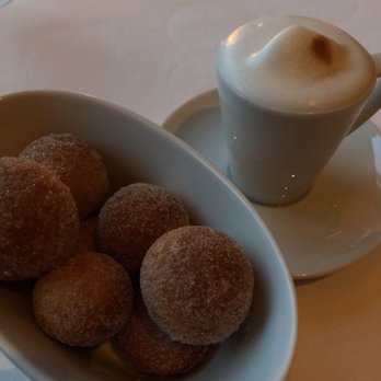 Per Se - Coffee mouse and doughnuts - French Near Me - New York, New York Per Se - Coffee mouse and doughnuts - French Near Me - New York, New York