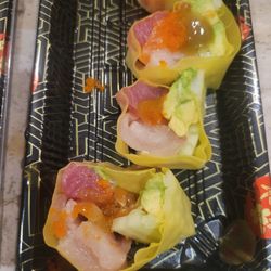 Happy Maki - Everything was falling apart when I got it