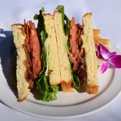 White Feather Bar & Grill - BLT