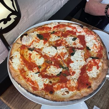 Juliana's - Margherita Pizza - Pizza Near Me - Brooklyn, New York Juliana's - Margherita Pizza - Pizza Near Me - Brooklyn, New York