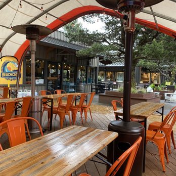 Squatchsami - Outdoor seating area protected from rain. Charming and clean. - Fish & Chips Near Me - Lincoln City, Oregon Squatchsami - Outdoor seating area protected from rain. Charming and clean. - Fish & Chips Near Me - Lincoln City, Oregon