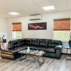 Float 207 - Enjoy a warm cup of tea and relax in our post float lounge!