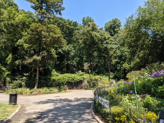 Fort Tryon Park by null
