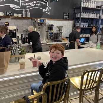 Bitty & Beau's Coffee - Coffee bar, cake pop, smoothie, chai latte with whip - Coffee & Tea Near Me - Jacksonville, Florida Bitty & Beau's Coffee - Coffee bar, cake pop, smoothie, chai latte with whip - Coffee & Tea Near Me - Jacksonville, Florida