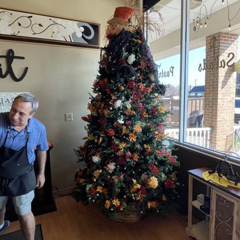 Caffe Far Bella - They are still taking the black spider webbing off the tree, now it's a Fall tree! - Coffee & Tea Near Me - Saint Clair Shores, Michigan