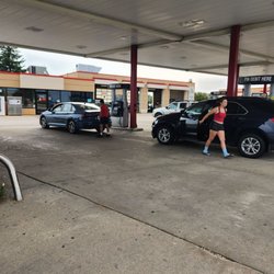 Woodman’s Gas & Lube Center
