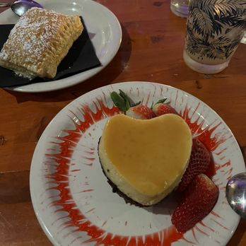 Lola's Lounge - Spanish Near Me - Sacramento, California Lola's Lounge - Spanish Near Me - Sacramento, California