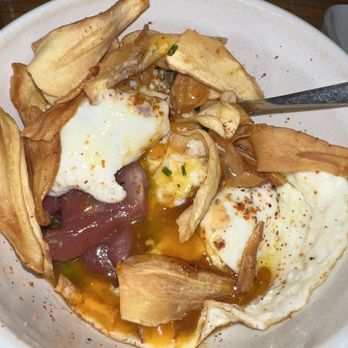 HÍFEN - Tuna à café - Bars Near Me - Cascais, 11