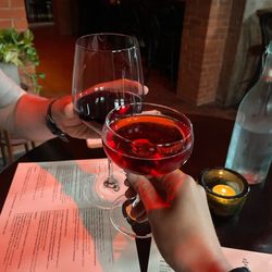 La Cave Du Vin