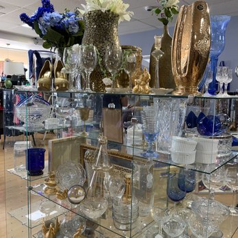Goodwill - Thrift Stores Near Me - La Mesa, California Goodwill - Thrift Stores Near Me - La Mesa, California