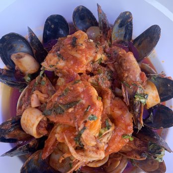 Viron Rondo Osteria - Cacciucco (Livornese Fish Stew) - Italian Near Me - Cheshire, Connecticut Viron Rondo Osteria - Cacciucco (Livornese Fish Stew) - Italian Near Me - Cheshire, Connecticut