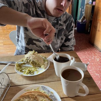Barra 33 - Tecolotas and cafe de olla - Desserts Near Me - Guanajuato, GUA