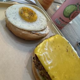 GUACA BURGER GUACA BURGER