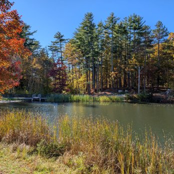 Livingston Park - Parks Near Me - Manchester, New Hampshire