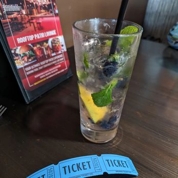 Social Tap - Tasty drink! Skinny Press - Sports Bars Near Me - Scottsdale, Arizona Social Tap - Tasty drink! Skinny Press - Sports Bars Near Me - Scottsdale, Arizona