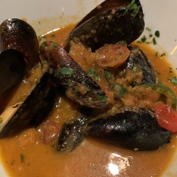 Bacari GDL - Muscles minus the loaf. - Mediterranean Near Me - Glendale, California