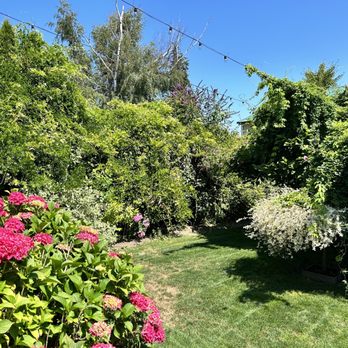 The Grand Willow Inn - Venues & Event Spaces Near Me - Mount Vernon, Washington The Grand Willow Inn - Venues & Event Spaces Near Me - Mount Vernon, Washington