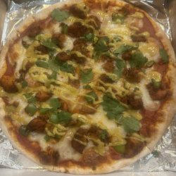 Curry Nation Pizza - Butter chicken pizza with curry mayo