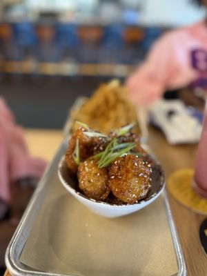 Avenue American Bistro by null