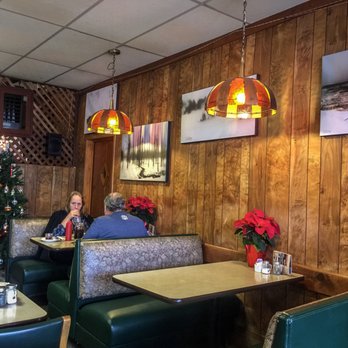 Edelweiss - Interior 2 - Breakfast & Brunch Near Me - Auburn, California