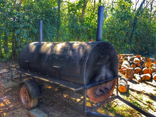 Crazy Ron's BBQ by null
