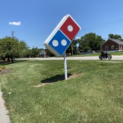 Domino's Pizza - Doninos