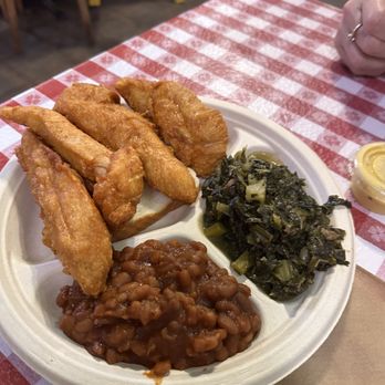 Gus's World Famous Fried Chicken - 4 4 Piece Tender Plate - Southern Near Me - Memphis, Tennessee
