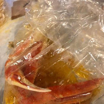 The Boiling Crab - One pound of snow crab - Seafood Near Me - Honolulu, Hawaii The Boiling Crab - One pound of snow crab - Seafood Near Me - Honolulu, Hawaii