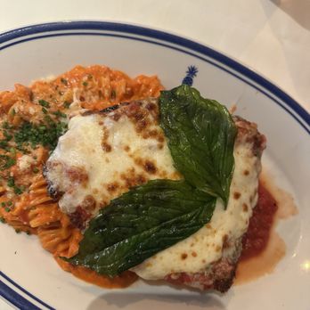 Hudson House - Chicken parm - Cocktail Bars Near Me - Houston, Texas Hudson House - Chicken parm - Cocktail Bars Near Me - Houston, Texas