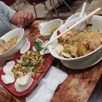 Da-Lat - Awesomenessly delicious! Our great find in SJ for Vietnamese food and our waiter & manager from Vung Tau are here. Great food & service! - Vietnamese Near Me - San Jose, California Da-Lat - Awesomenessly delicious! Our great find in SJ for Vietnamese food and our waiter & manager from Vung Tau are here. Great food & service! - Vietnamese Near Me - San Jose, California