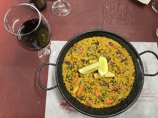 Lo Nuestro Taperia & Restaurante by null