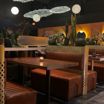 Space Cowboy - Cocktail Bars Near Me - Austin, Texas