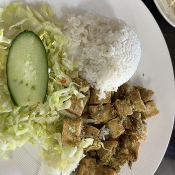 Pho Vy - (Partially eaten) lemongrass tofu - Vietnamese Near Me - Benicia, California