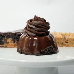 Sugar Shane's - Sea Salt Brookie, Final Slice Chocolate Bundt, & Barbie Blondie