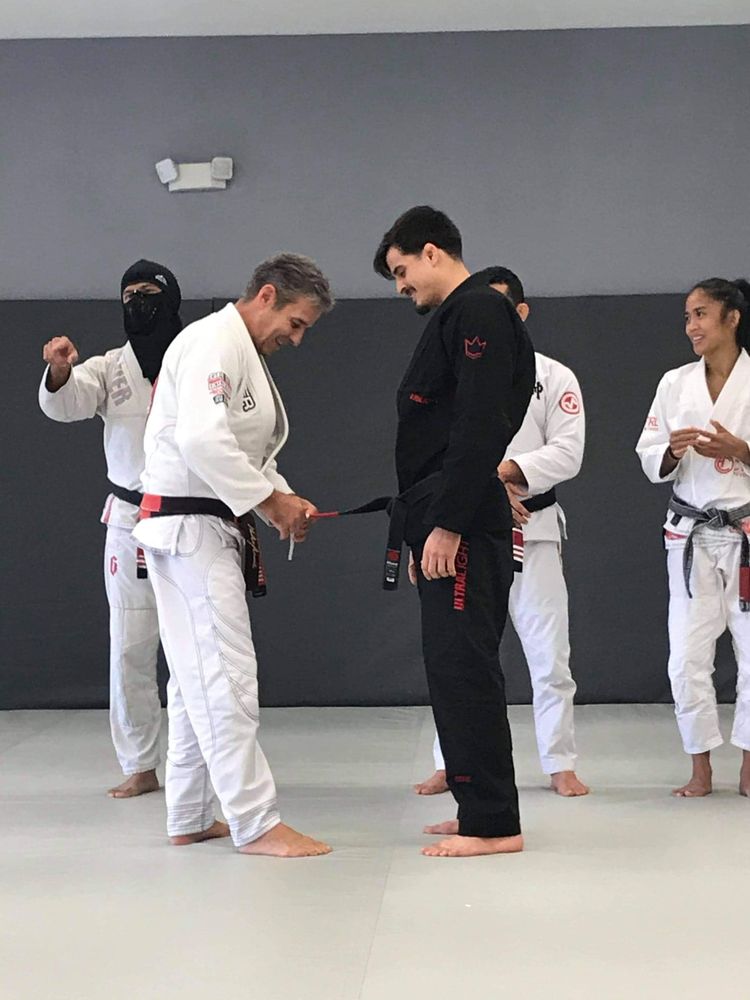 Mattix Gracie Jiu Jitsu Academy Logo