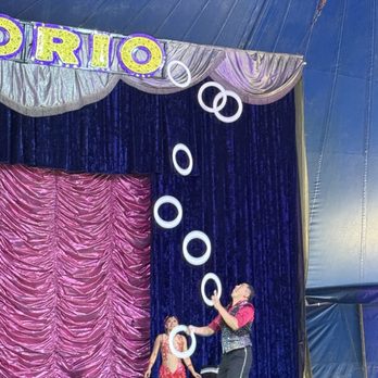 American Crown Circus - Juggling - Performing Arts Near Me - Citrus Heights, California