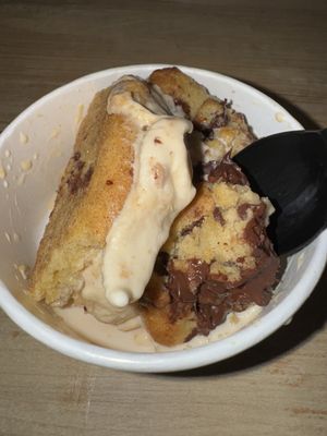 Insomnia Cookies by null