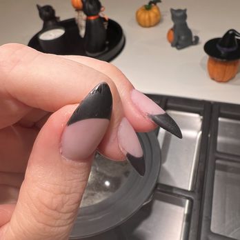 Holly and Hudson - Nail Salons Near Me - Irvine, California Holly and Hudson - Nail Salons Near Me - Irvine, California