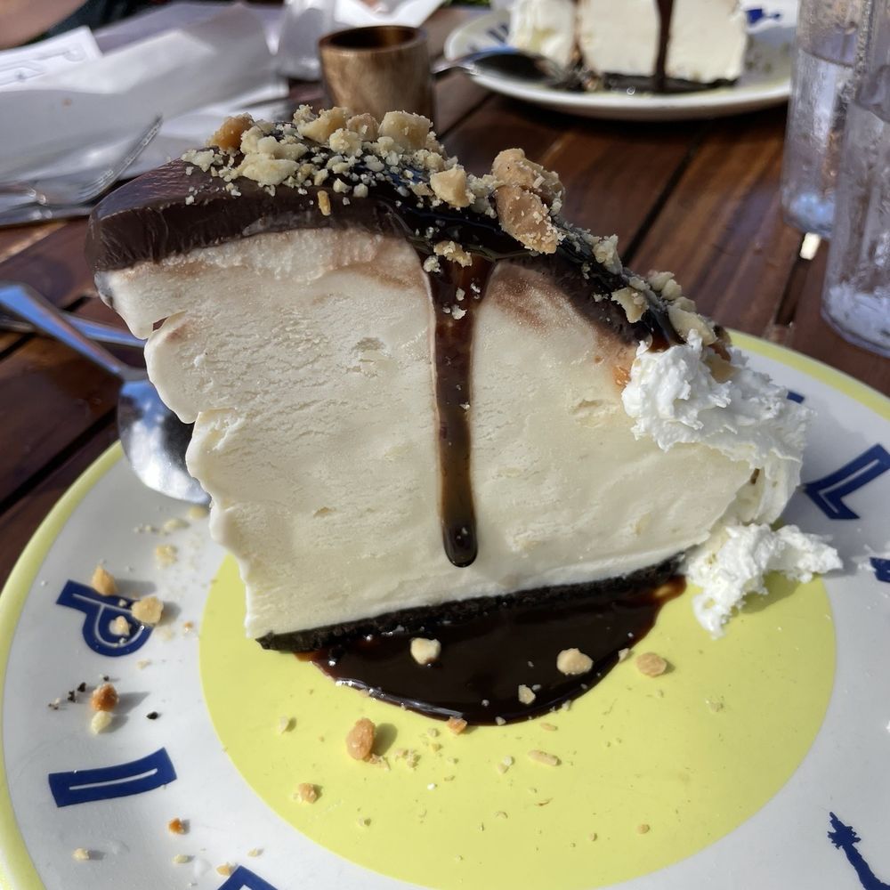 Duke's Beach House - Kimo's Original Hula Pie-to die for! - Breakfast & Brunch Near Me - Lahaina, Hawaii Duke's Beach House - Kimo's Original Hula Pie-to die for! - Breakfast & Brunch Near Me - Lahaina, Hawaii