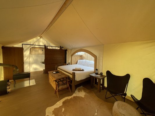 Under Canvas Mount Rushmore by null