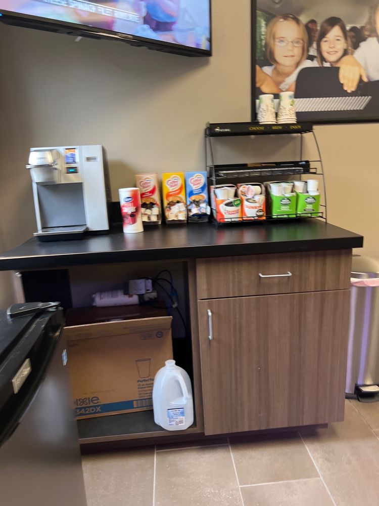 CALIBER COLLISION Updated June 2024 18 Photos 2207 Fay St, Durham