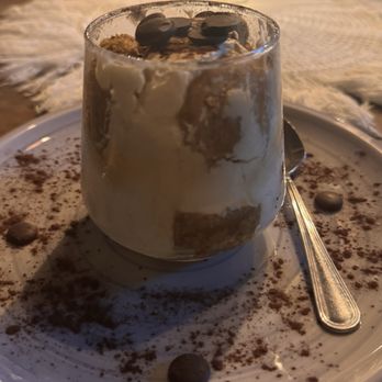 Parador 33 - Tiramisu - Pizza Near Me - Holbox, ROO Parador 33 - Tiramisu - Pizza Near Me - Holbox, ROO